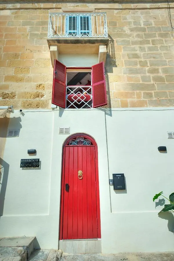 1Bedroom-Stunning Views In Valletta Center Jspi1-1